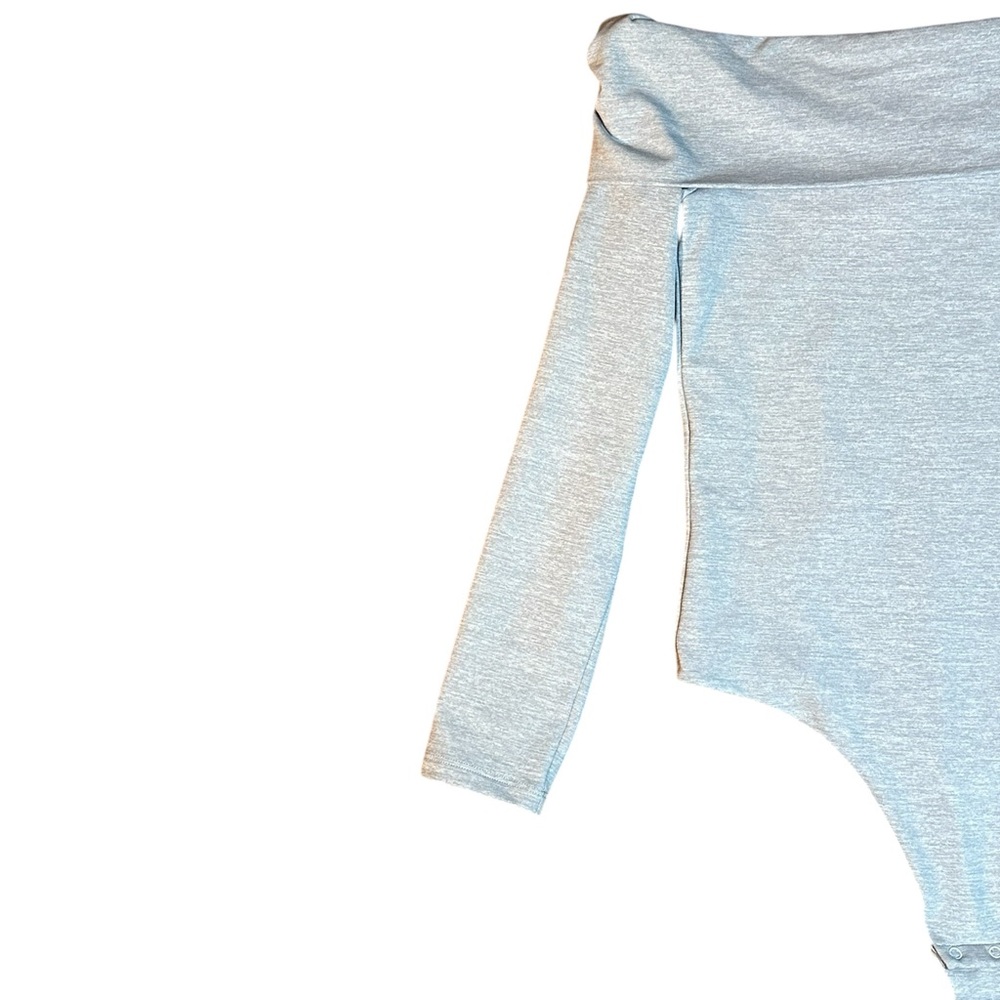 NWT Aritzia Contour Deco off-the-shoulder long-sleeve bodysuit Med - Picture 3 of 6